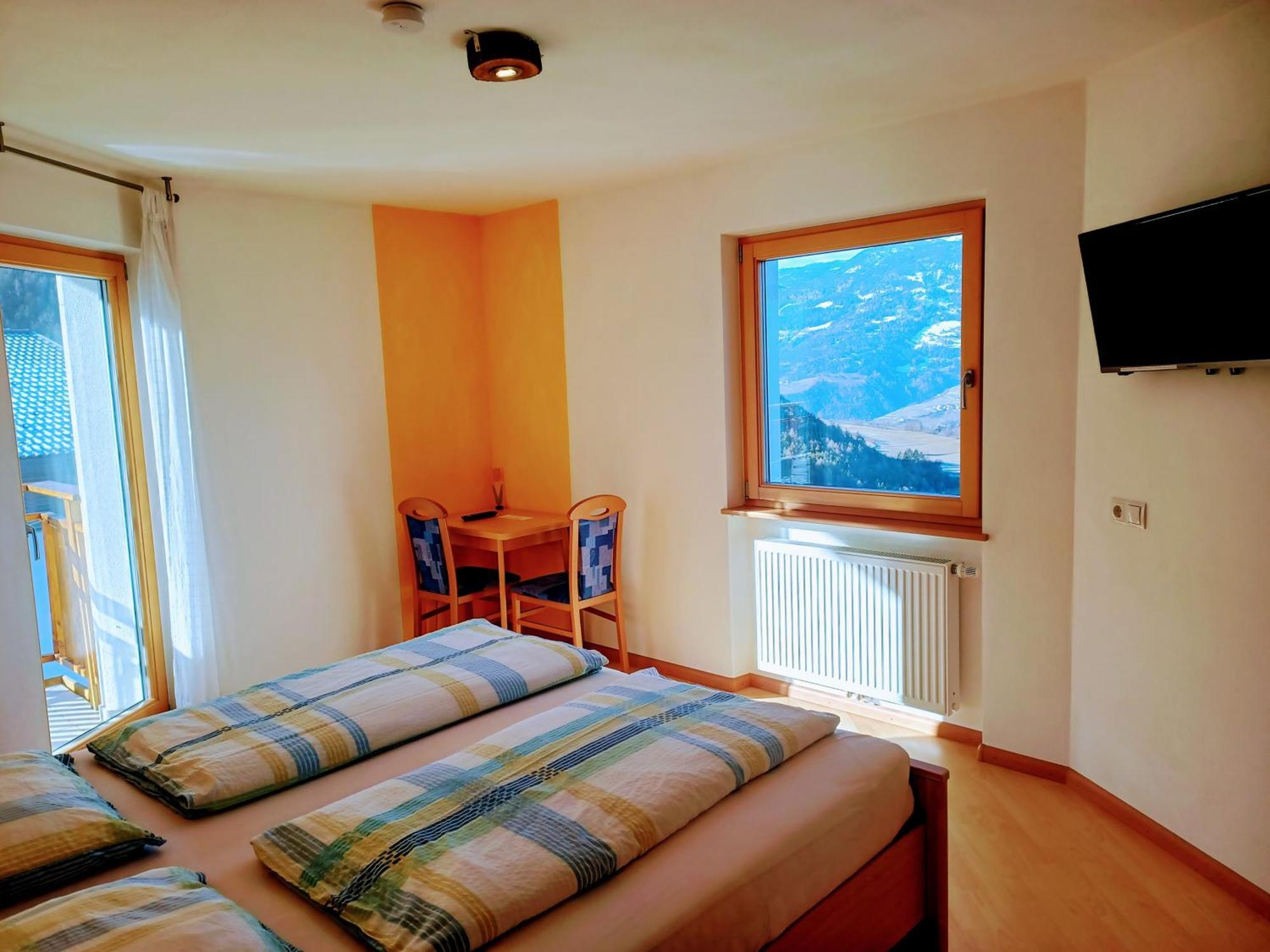 Agriturismo Ferienhof Gschloier (Adults Only) Lajen Pokój zdjęcie